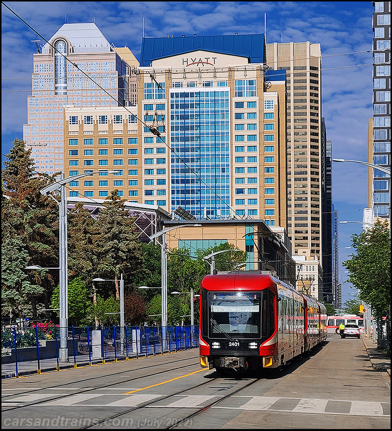 Calgary Ctrain S200 2401 on 7th Avenue