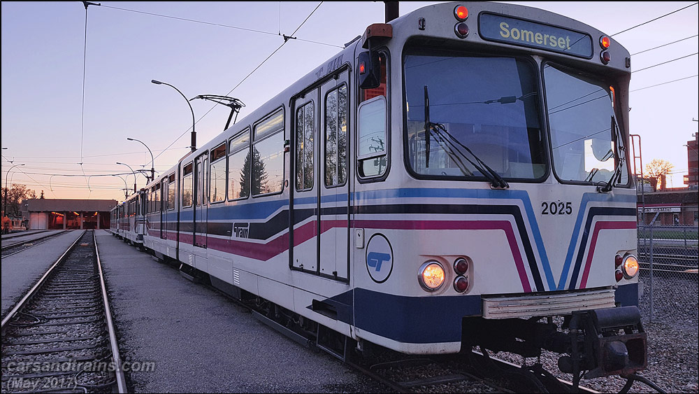 Calgary U2 DC LRV 2025 in Calgary, Haysboro