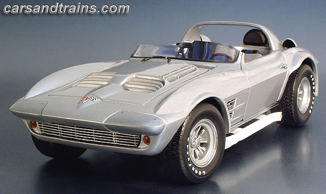 Exoto 1964 Corvette Grand Sport Roadster Silver
