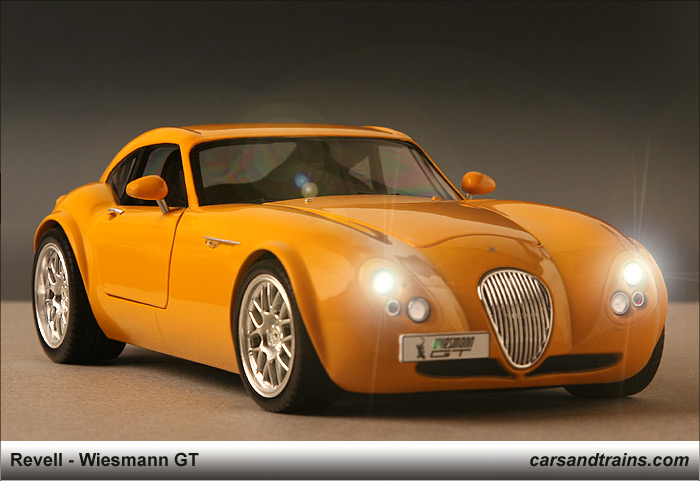 Revell Wiesmann GT Coupe orange